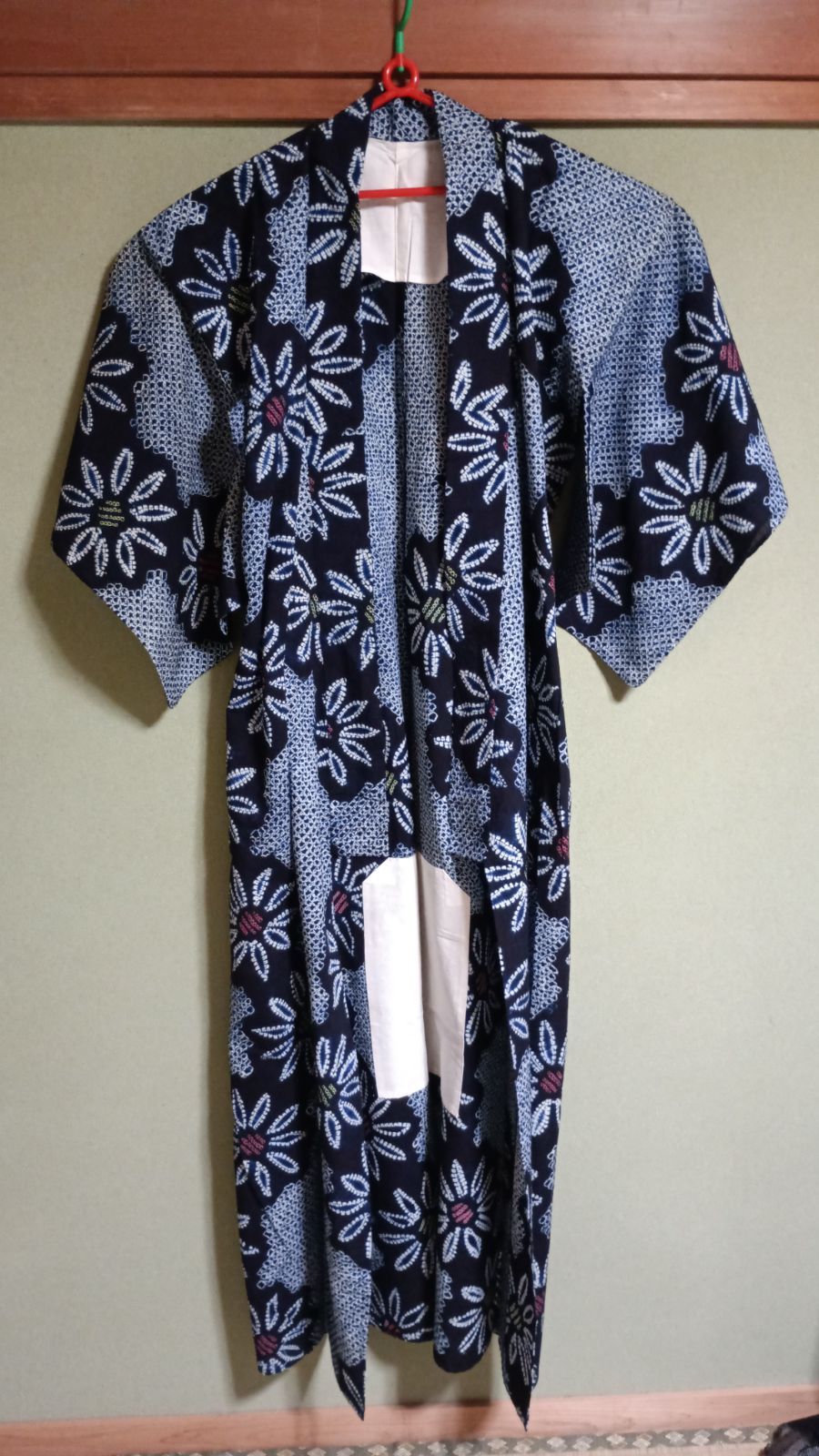 洗える 夏着物 有松・鳴海絞り 三浦絞り 合わせ縫い絞り 菊 藍色