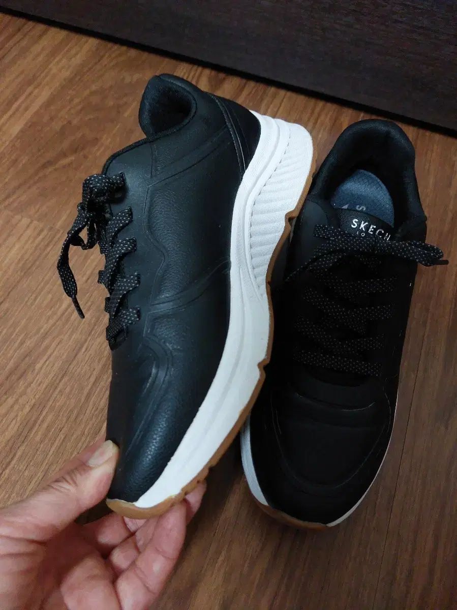 黒