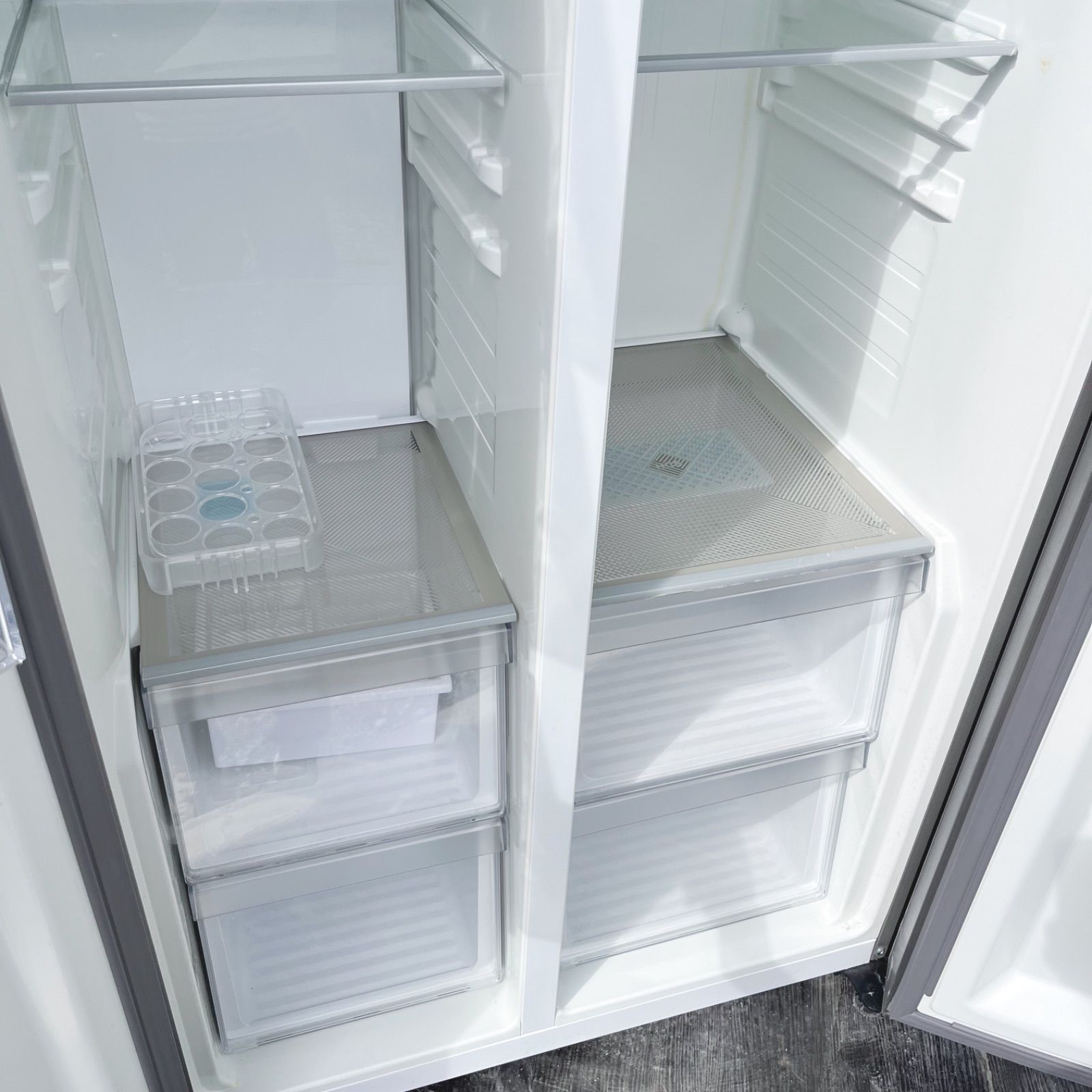 145取付無料！AQUAスタイリッシュシルバーパノラマオープン475L大型冷蔵庫 145取付無料！AQUAスタイリッシュシルバーパノラマオープン475L大型