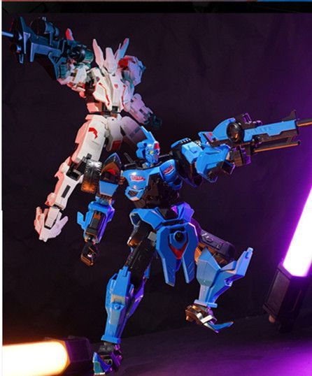 即日発送】☆変形ロボット☆2in1モード☆機甲+レーシングカー☆聖天使