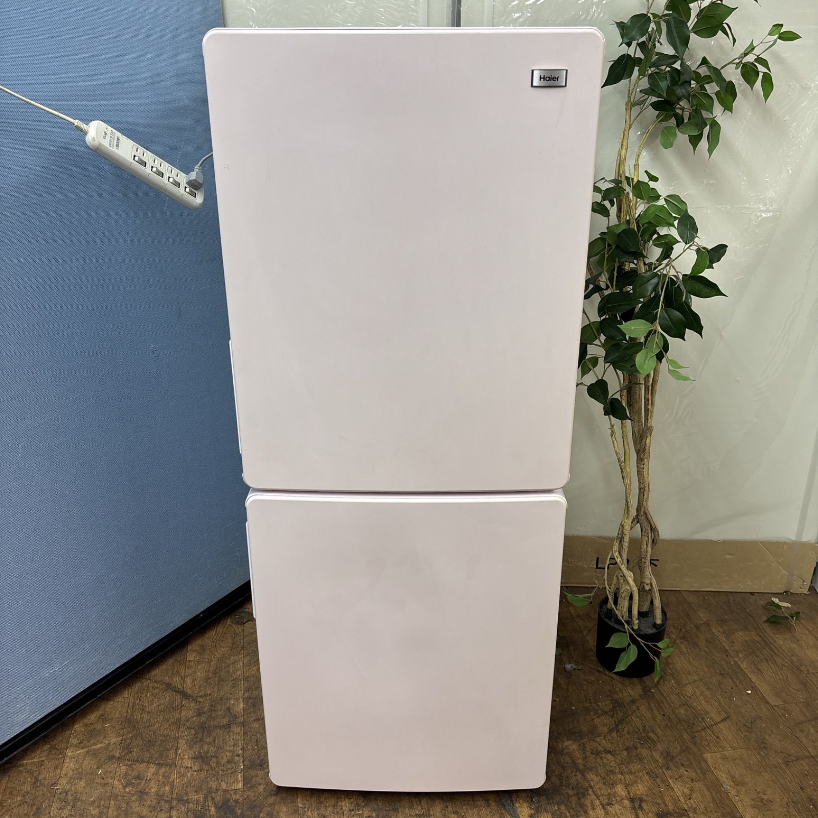 送料設置無料　ハイアール　最新モデル　冷蔵庫　148L ハイアール(Haier) アウトレット家電 JR-NF148DK(W) 冷凍冷蔵庫