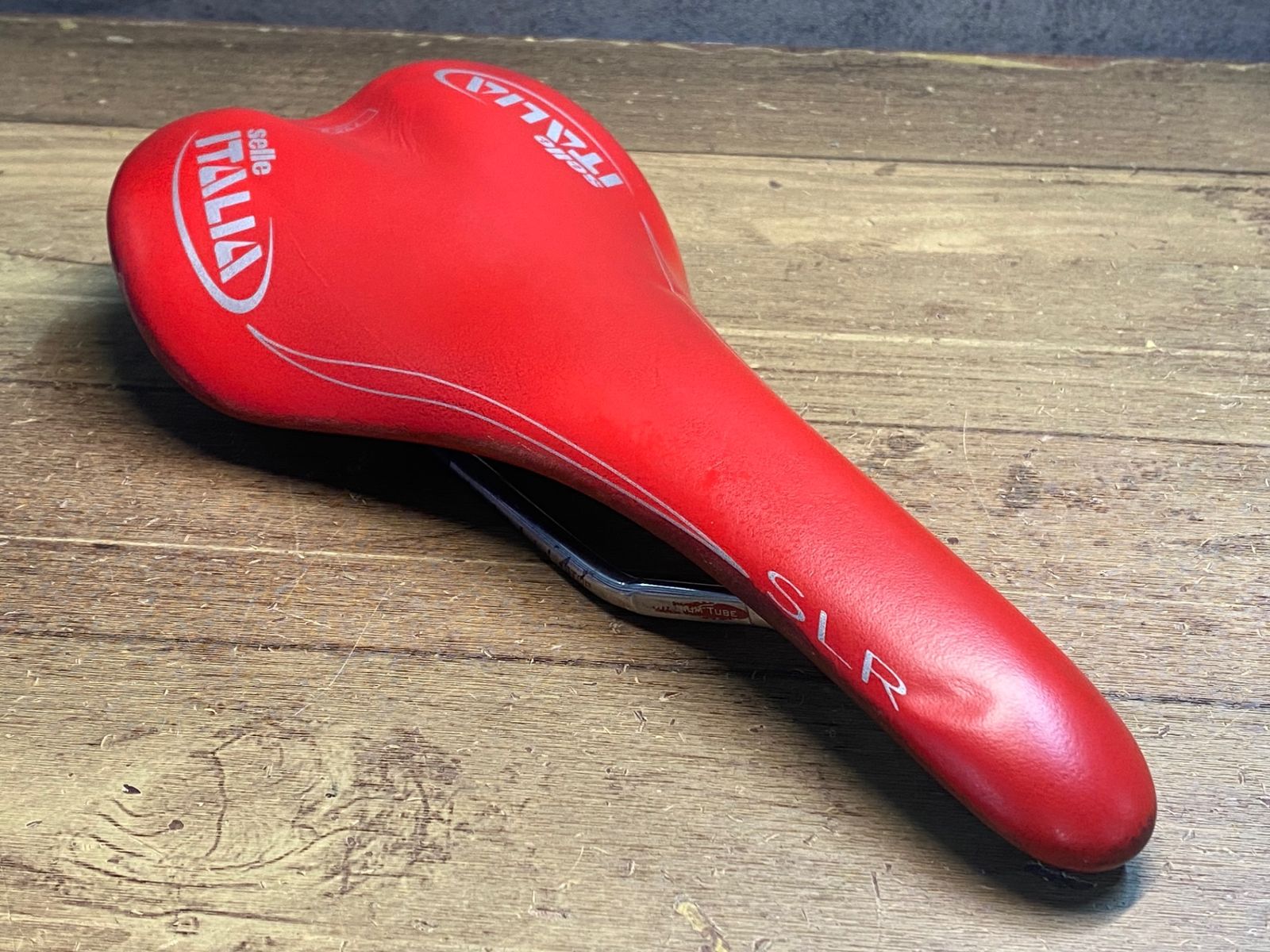 JM888 セライタリア SELLE ITALIA SLR サドル 赤 Titanium tube