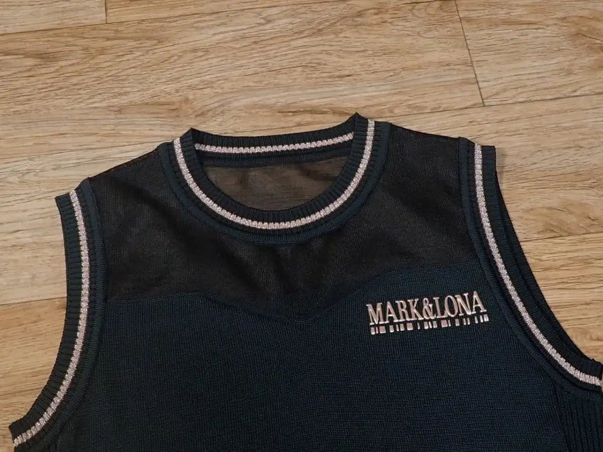 女 55 ) マーク＆ロナノースリーブ A Iちゃん⭐︎マークアンドロナ