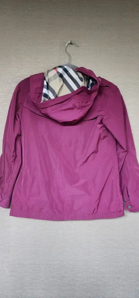 Burberry Kids(バーバリーキッズ) ウィンドブレーカー Burberry キッズ