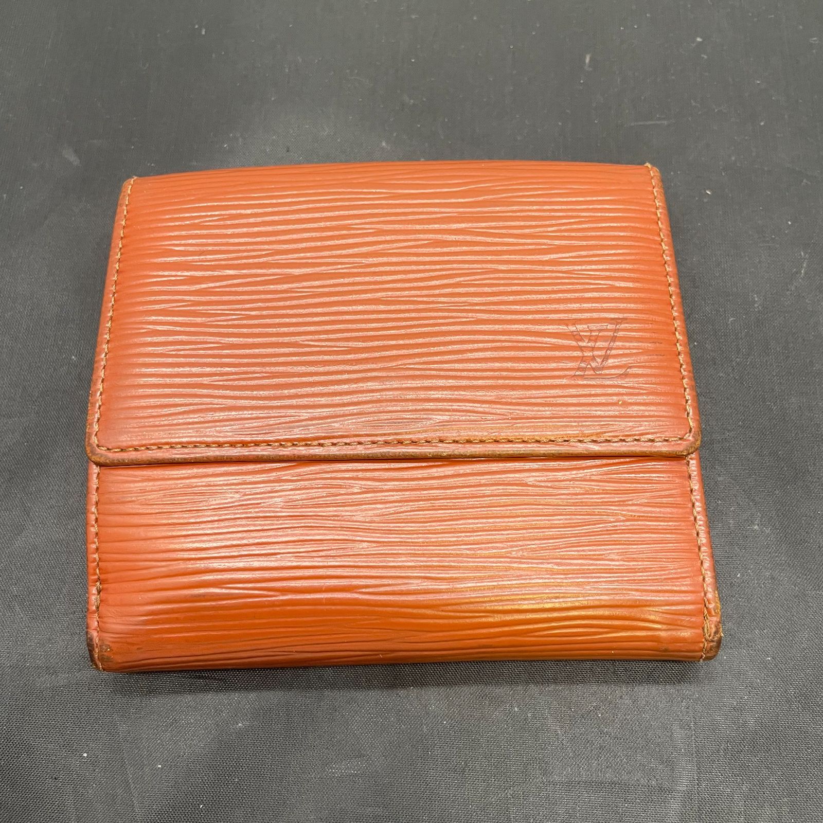 ルイヴィトン エピ 茶色 財布 B25083649