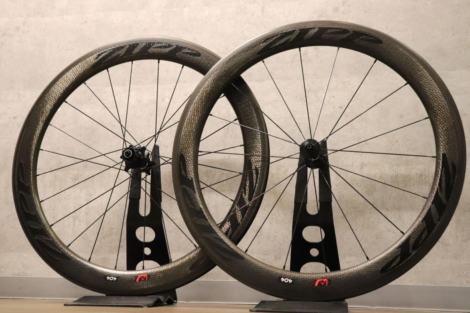 DTSWISS 「ディーティースイス」 接し R470 DISC SRAM XDR