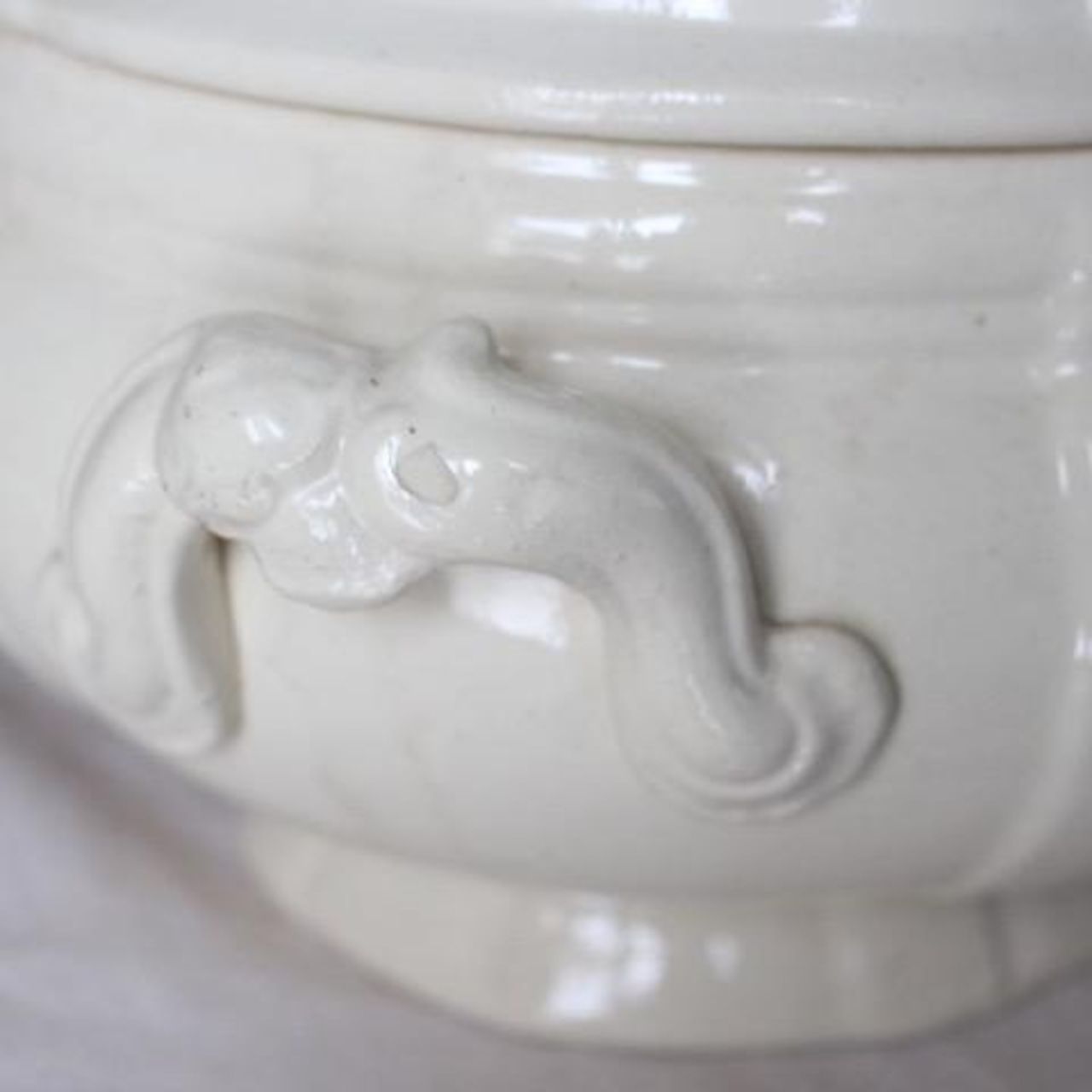 フランスアンティーク Digoin&Sarreguemines スープボウル フランス製アンティークDIGOINスープボウルの優雅さ