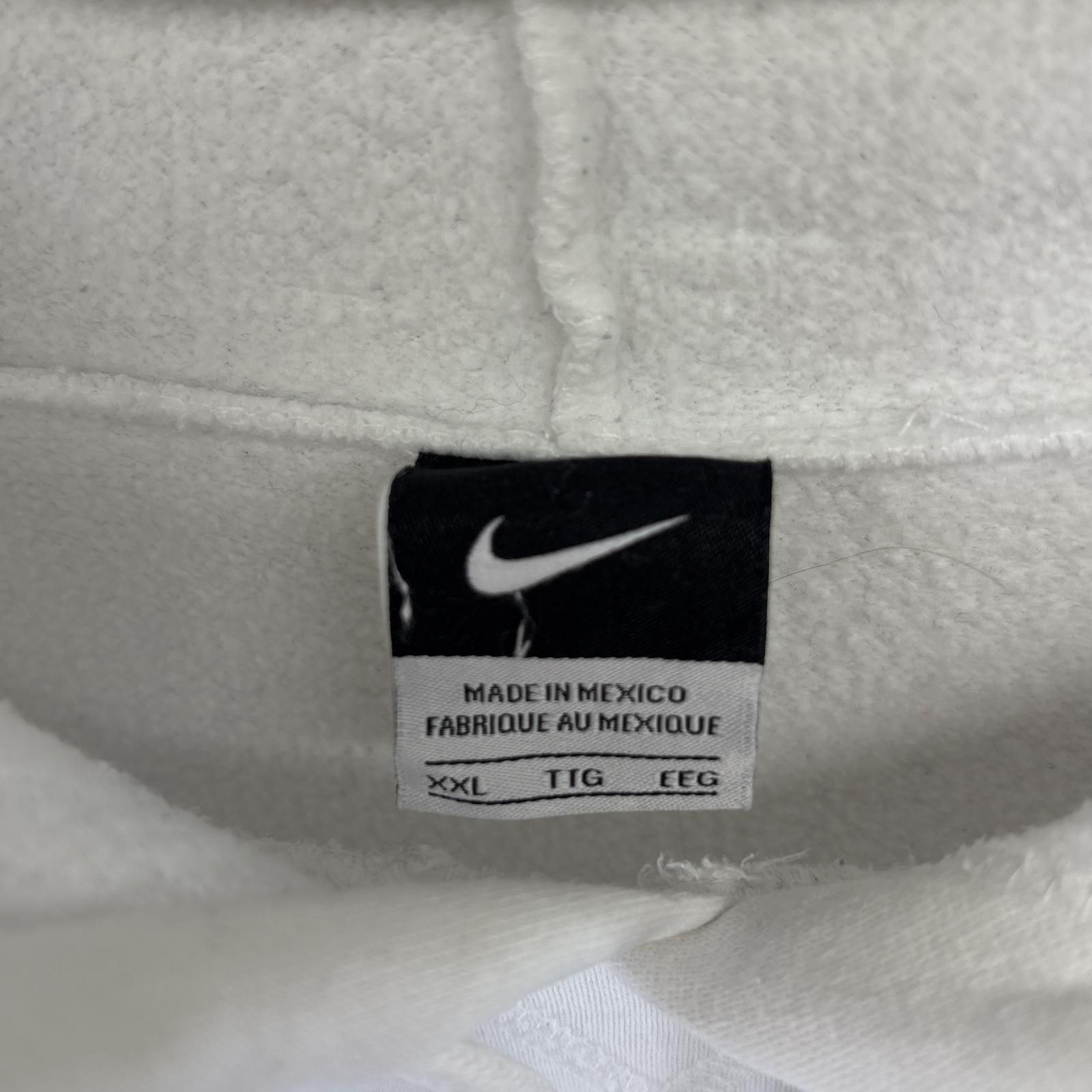 レアNIKE NAVYプルオーバーフーディー パーカ 2XLメキシコ製 刺繍ロゴ NIKE ナイキ センターロゴ刺繍 プルオーバースウェットパーカー