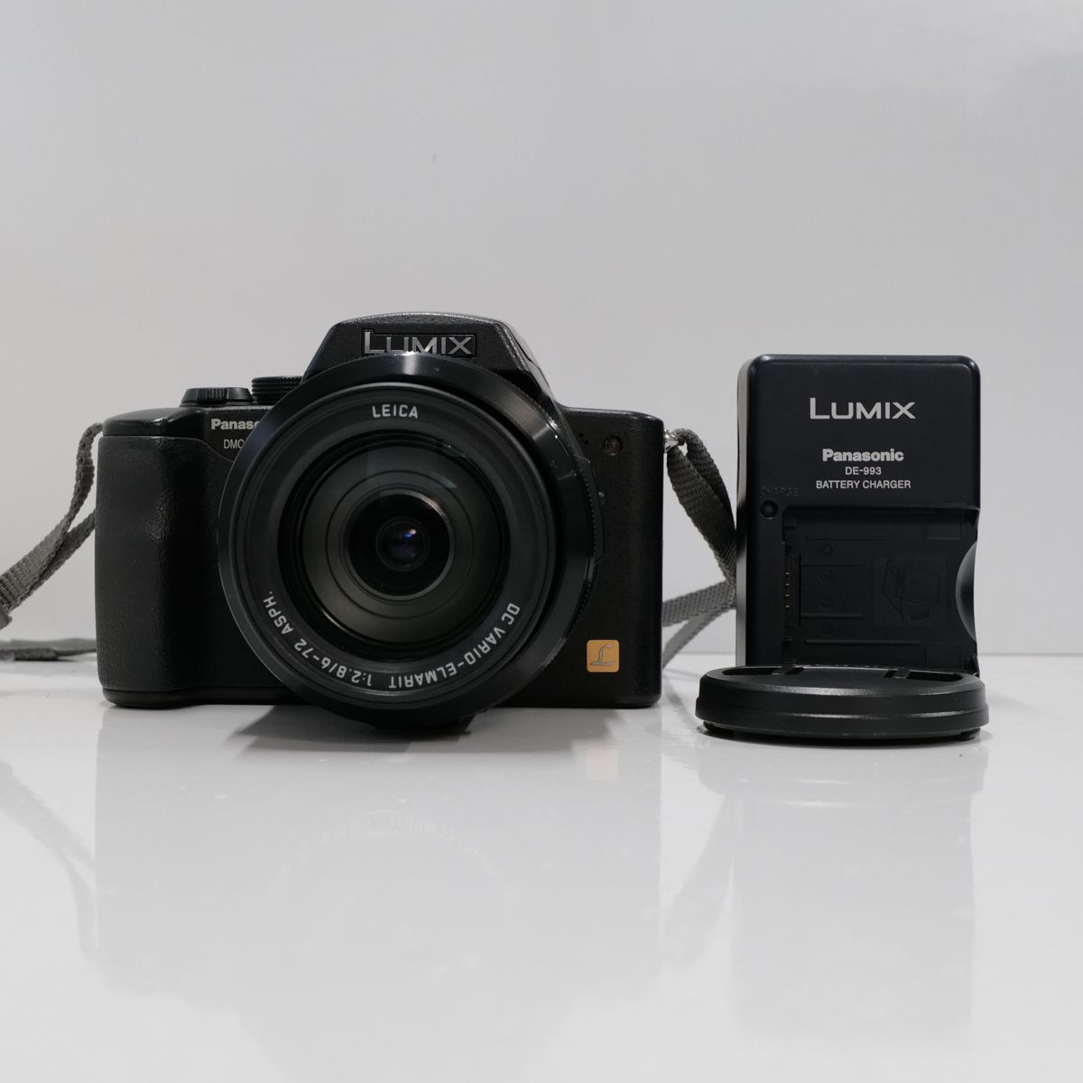 DMC-FZ20 Panasonic LUMIX USED美品 デジタルカメラ 高倍率 光学12倍