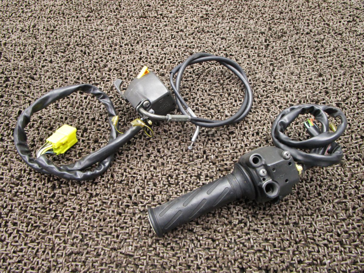 GSF750 ハンドルスイッチ 左右 スロットル ○V496！GR7EA スズキ