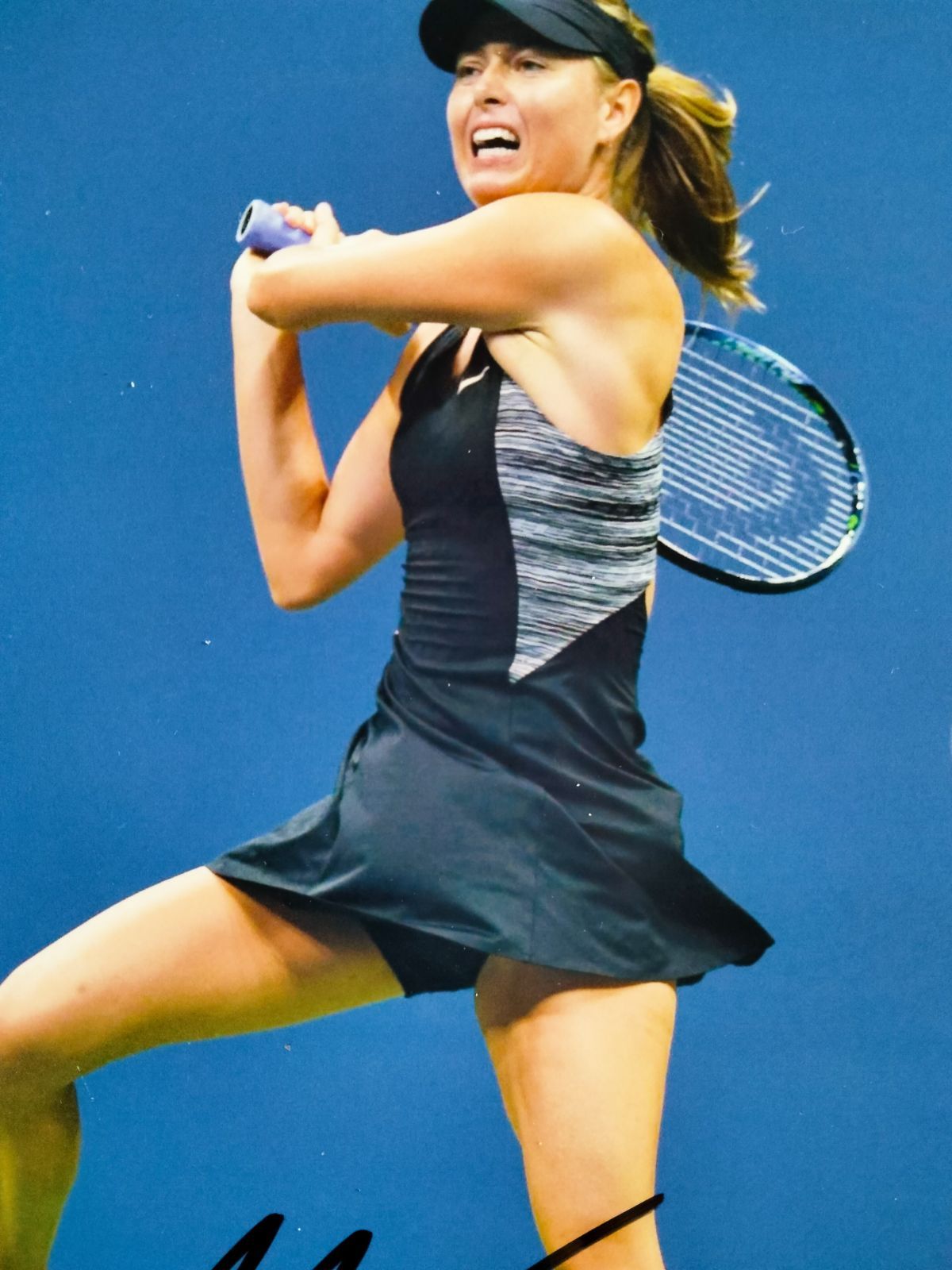 マリア・シャラポア直筆サイン入り2Lサイズ写真…Maria Sharapova…生涯グランドスラム達成…