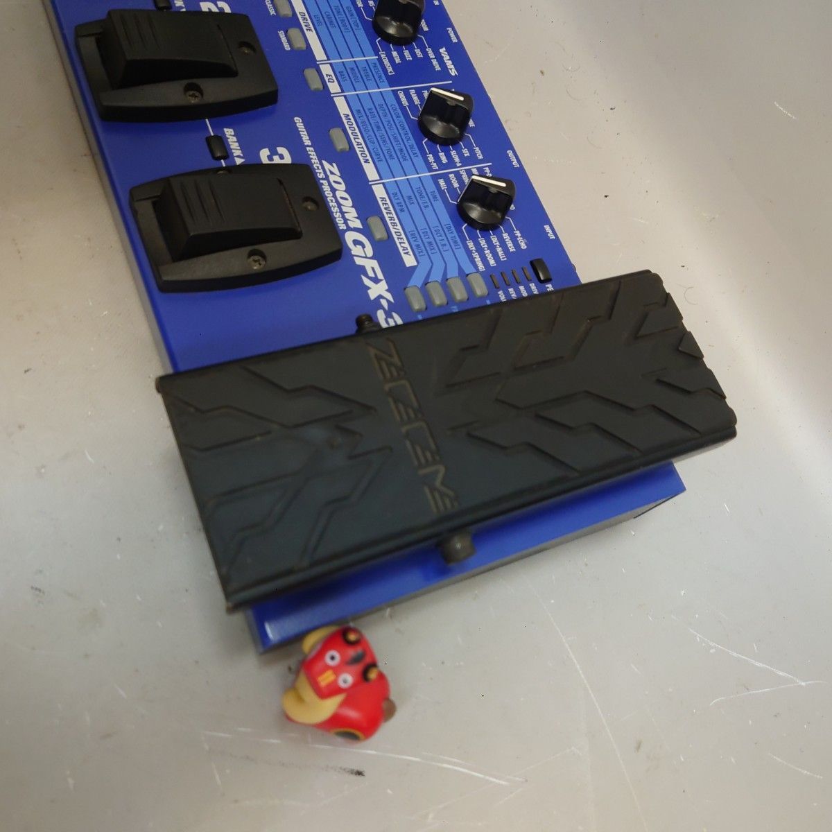 動作品】Zoom GFX-3 Guitar Effects Processor 本体のみ 送料