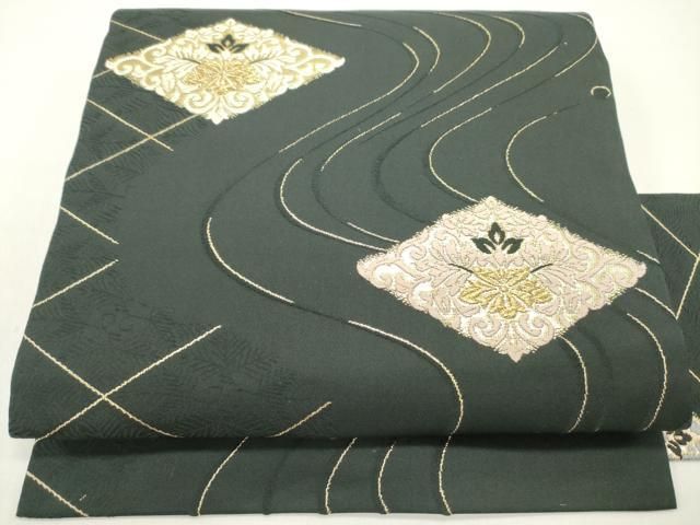 平和屋着物●九寸開き名古屋帯　唐織　花鳥唐草菱文　金糸　正絹　逸品　DAAU6594ob 平和屋着物○九寸名古屋帯 唐織 流水花唐草菱文 黒地 金糸 正絹 逸品