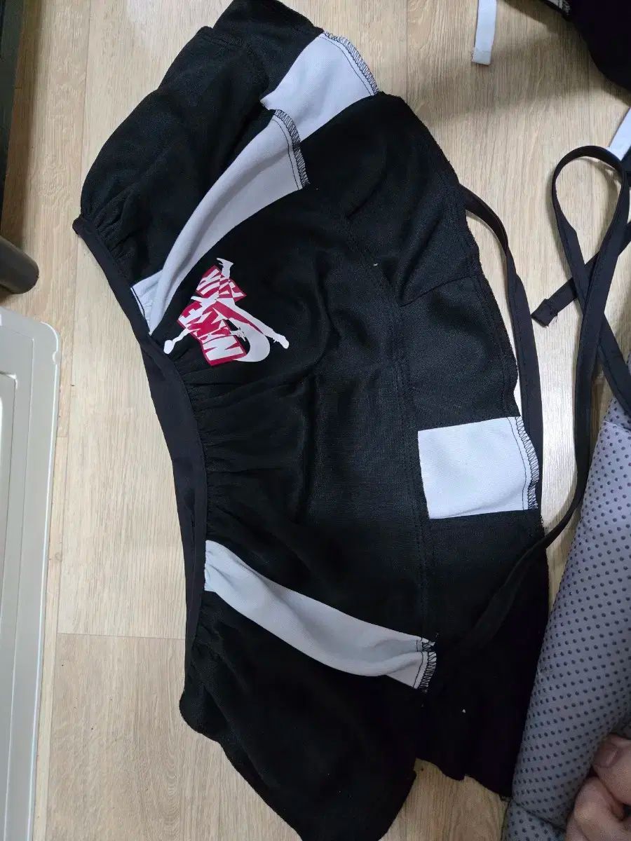 ラプチュ NIKE ナイキ 珍しいデザイン 7 8