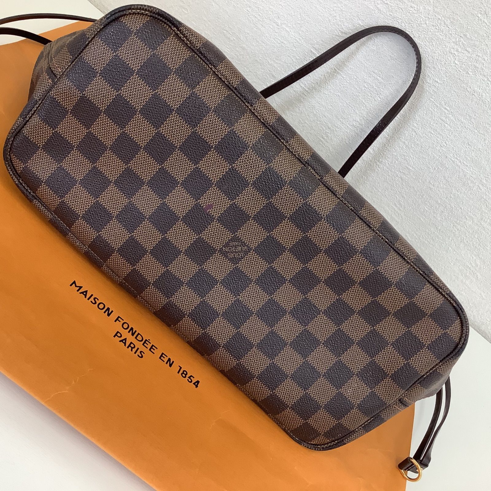 LOUIS VUITTON ルイヴィトン　ダミエ　エベヌ　ネヴァーフル　MM