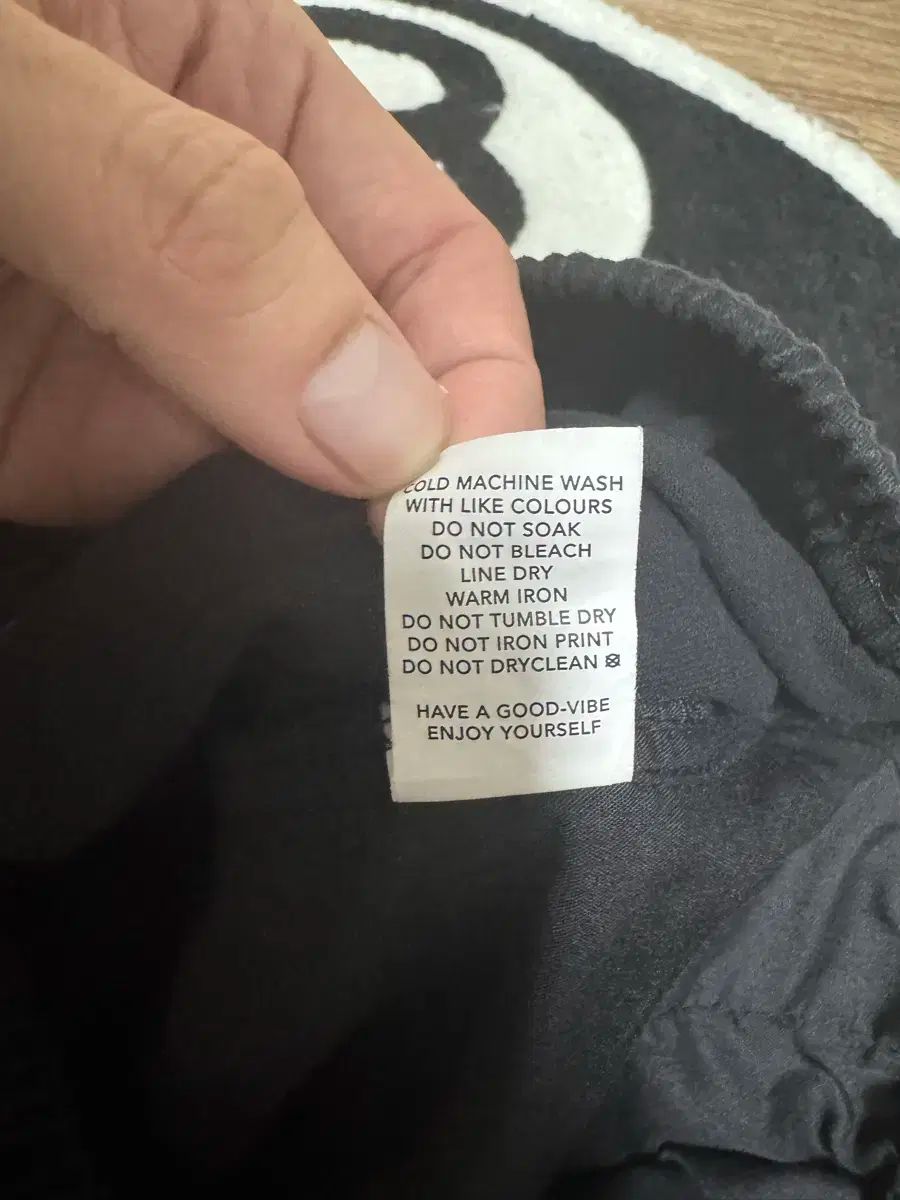 パンツ ブラック