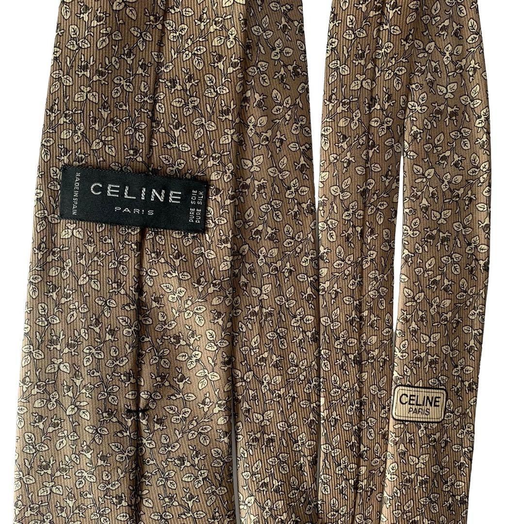 CELINE セリーヌ ネクタイ 茶色 葉 総柄 シルク スペイン製 美品 CELINE セリーヌ ネクタイ 茶色 葉 総柄 シルク スペイン製 美品