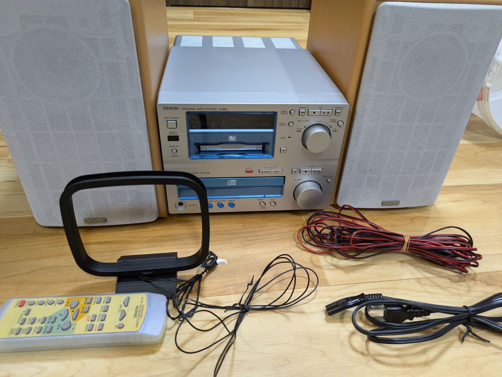 動作確認済美品 DENON CD/MD パーソナルオーディオシステム D-M06 リモコン 取扱説明書付き - メルカリ