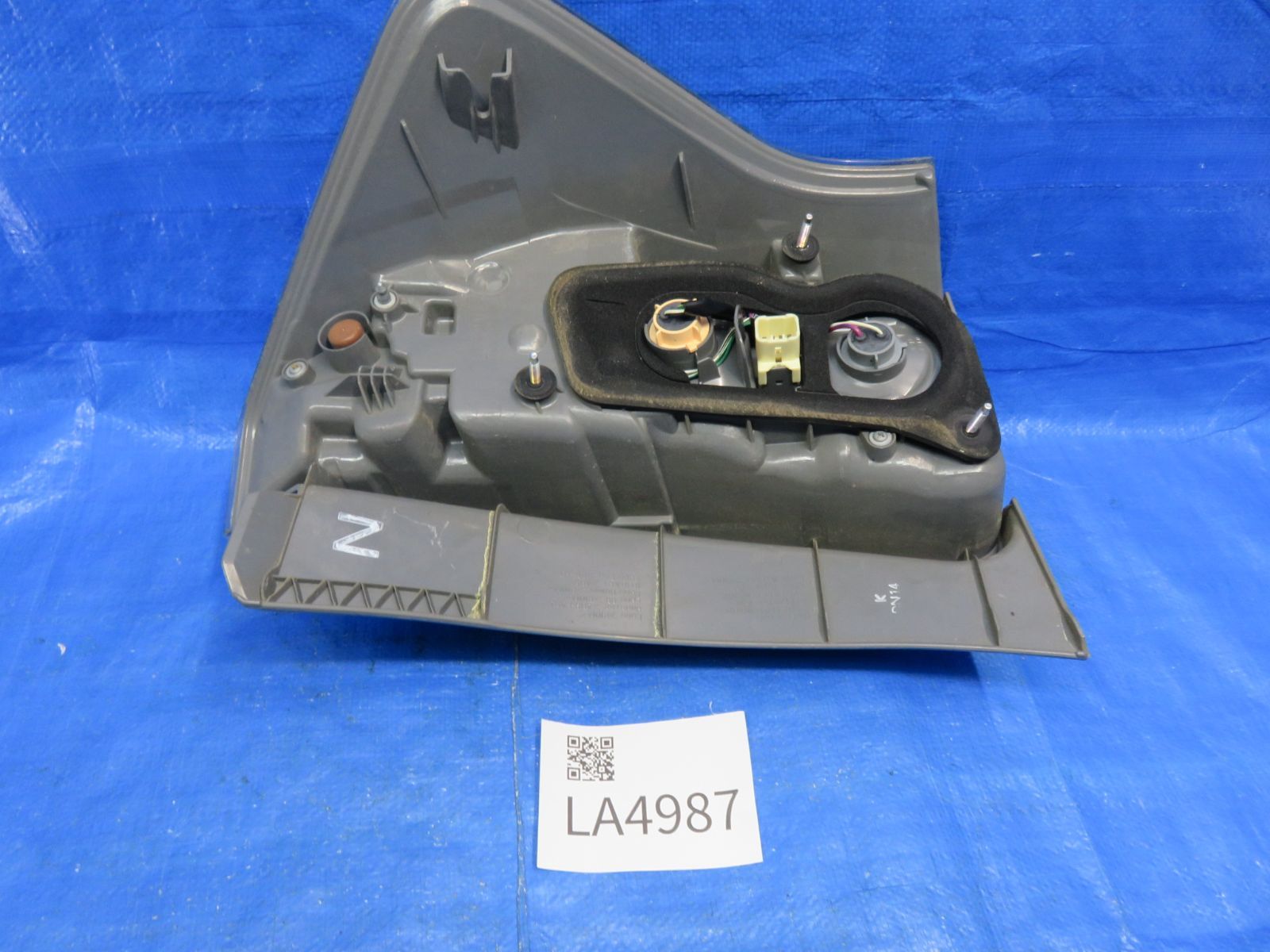 トヨタ　プリウスα  純正左テールランプ　STANLEY 47-46 LA4987* 点灯OK トヨタ プリウスα 40系 (左) テールライト