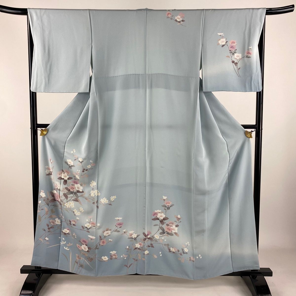 訪問着 身丈158.5cm 裄丈65.5cm M 袷 落款あり 草花 風景 ぼかし 灰紫 正絹 美品 名品 中古 訪問着 身丈158.5cm 裄丈65.5cm M 袷 枝花 ぼかし 水色 正絹 秀品