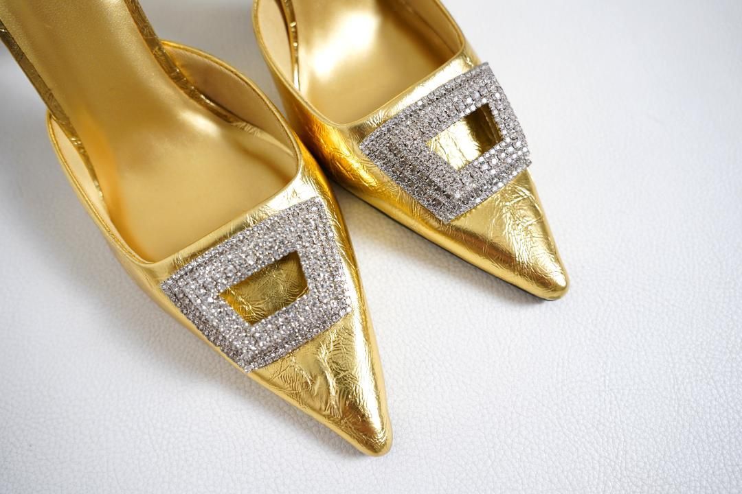 536y* YELLO ビジューバックル パンプス ミュール