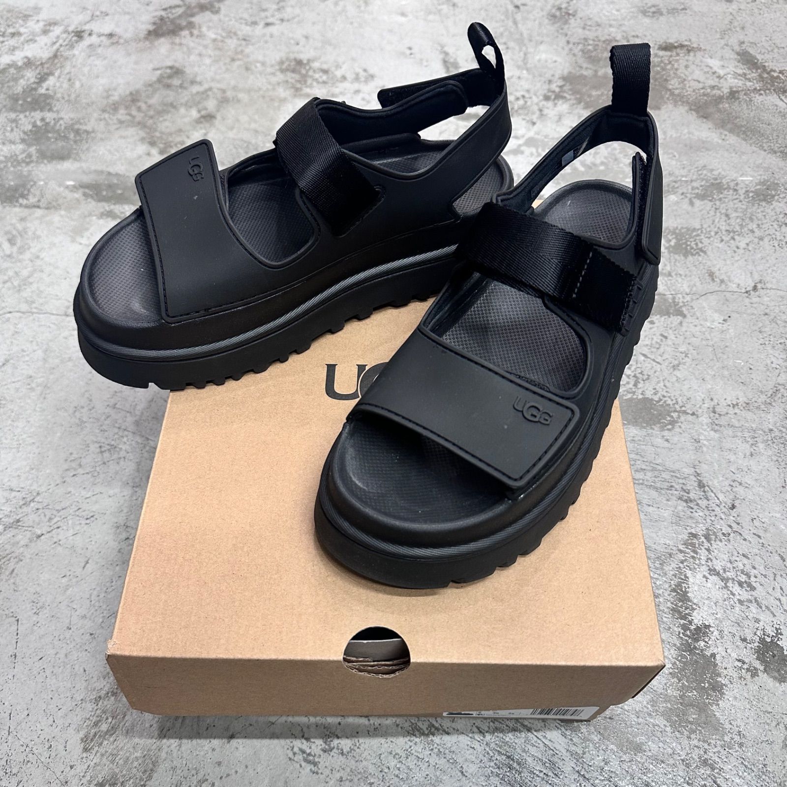 Ugg コルテンクロウタッチストラッフサンタル 1152685 BYFBAYFOG アグ UGG ゴールデングロウ 1152685 サンダル 4カラー │Z-CRAFT