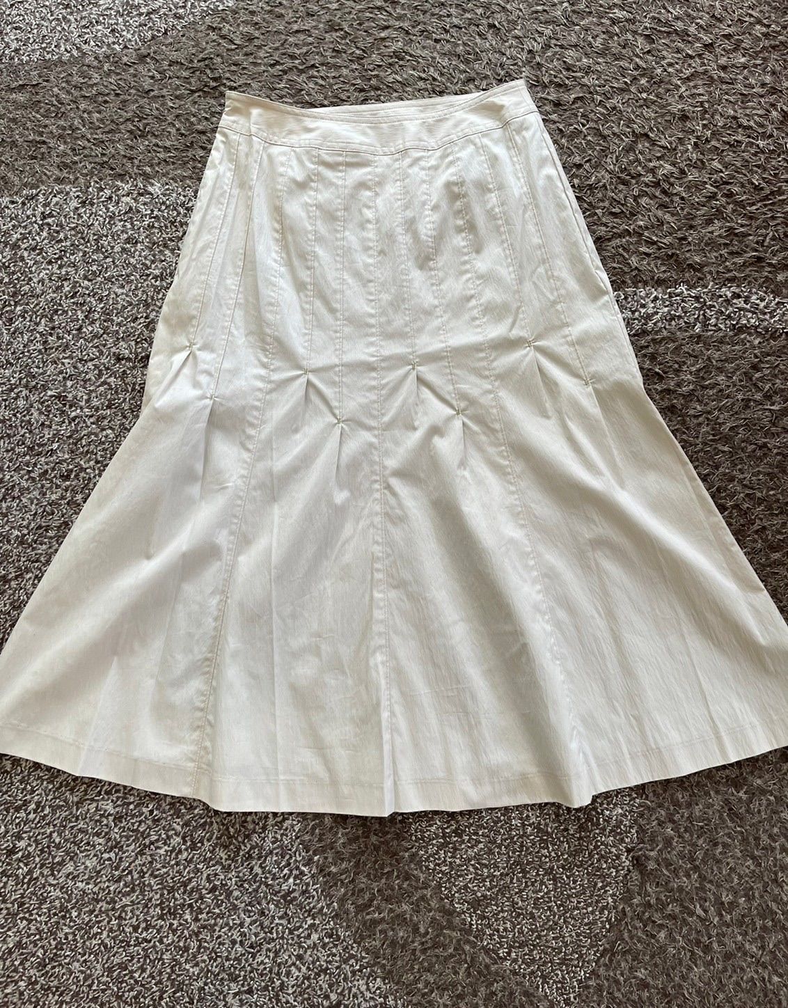 PINORE 白スカートペチコート付き