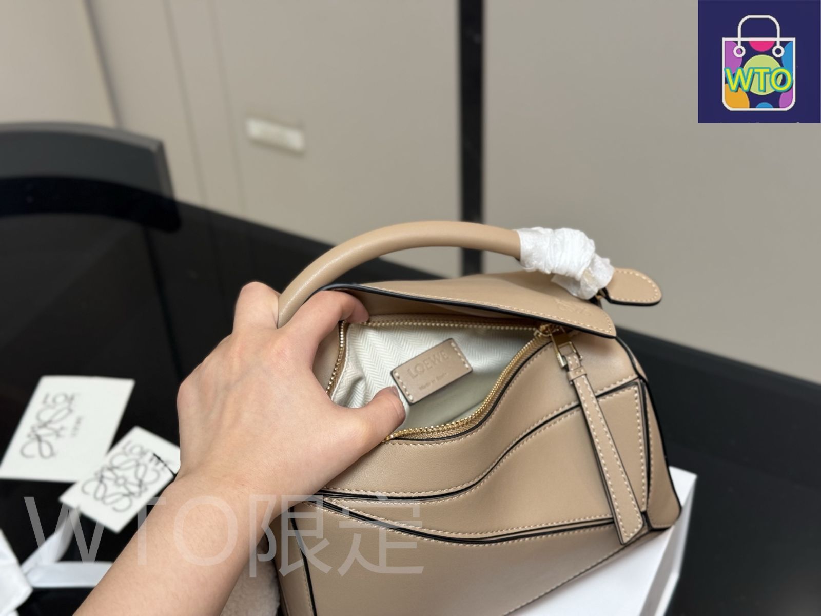 Loeweロエベ ★Handbag★ジオメトリック ハンドバッグ 今日特価】Loewe ロエベ ジオメトリックバッグ パズルエッジ 高