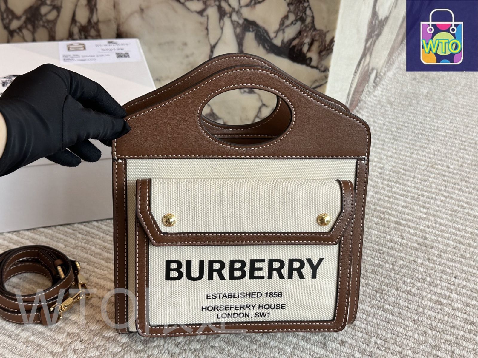 今日特価】Burberry バーバリー 限定版 キャンバスバッグ