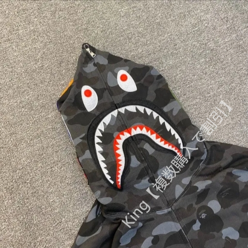 A BATHING APE アベイシングエイプ 長袖 Sharkシャークパーカー 男女兼用 グレー