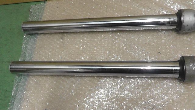 フロントフォーク