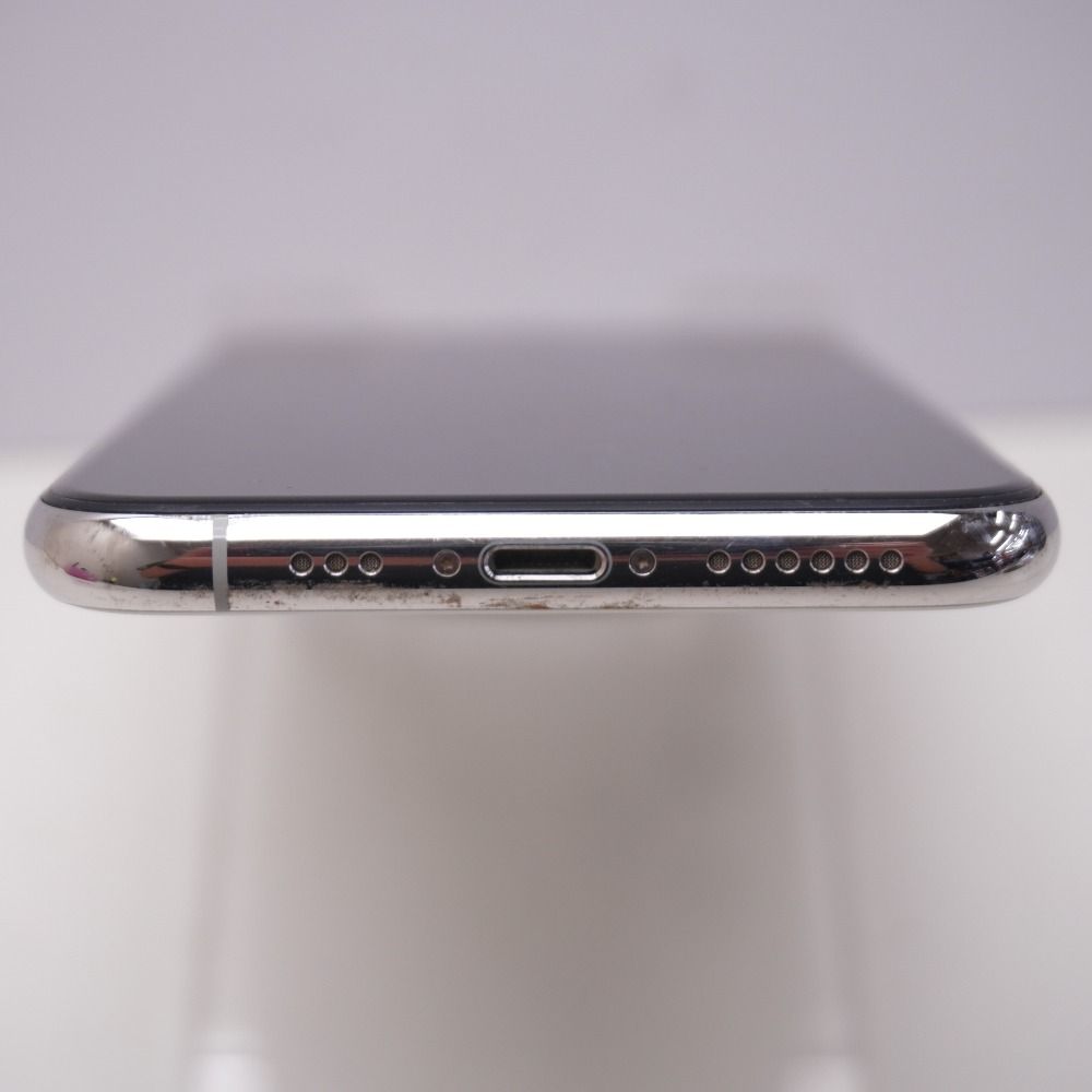 Apple iPhone 11 Pro 64GB シルバー SIMロック解除済み カメラレンズ