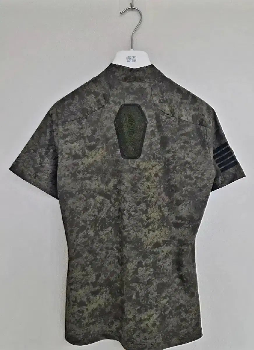 AMAZINGCRE アメージングクリー レディース エアロフィット スモッグカモ ゴルフ シャツ