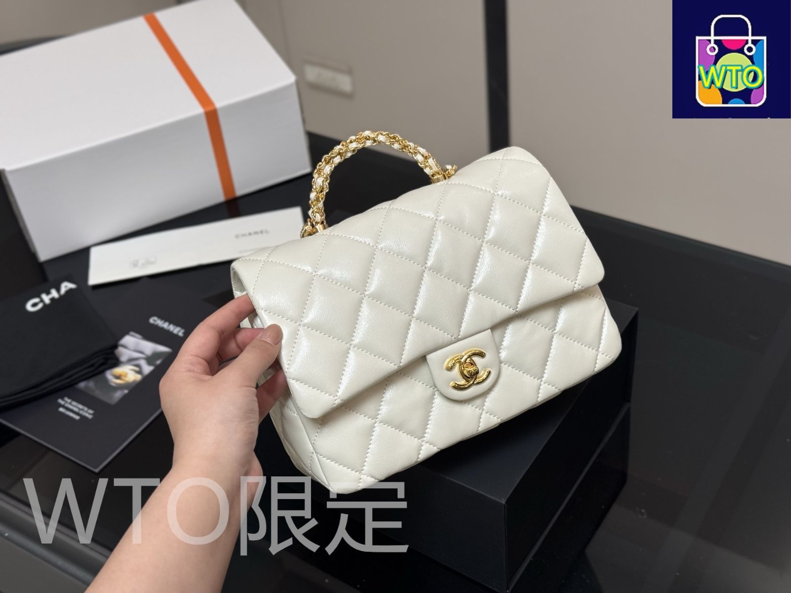 今日特価】Chanel シャネル チェーンハンドル 三つのレザーで巻