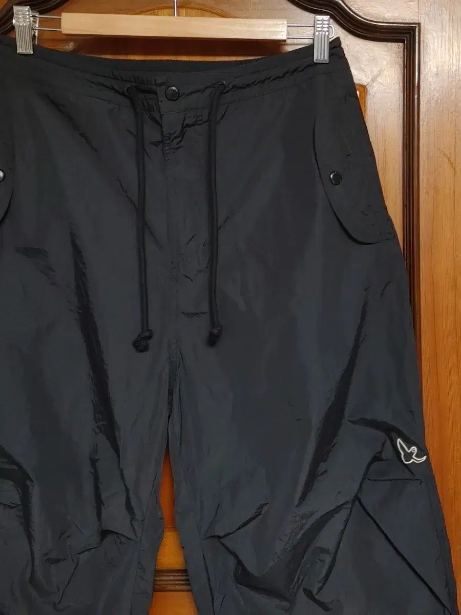 それは何ですか ナイロン パンツ レディース L 男性 M 黒 Mark Gonzales マークゴンザレス ツアー ワッキー ウィリー