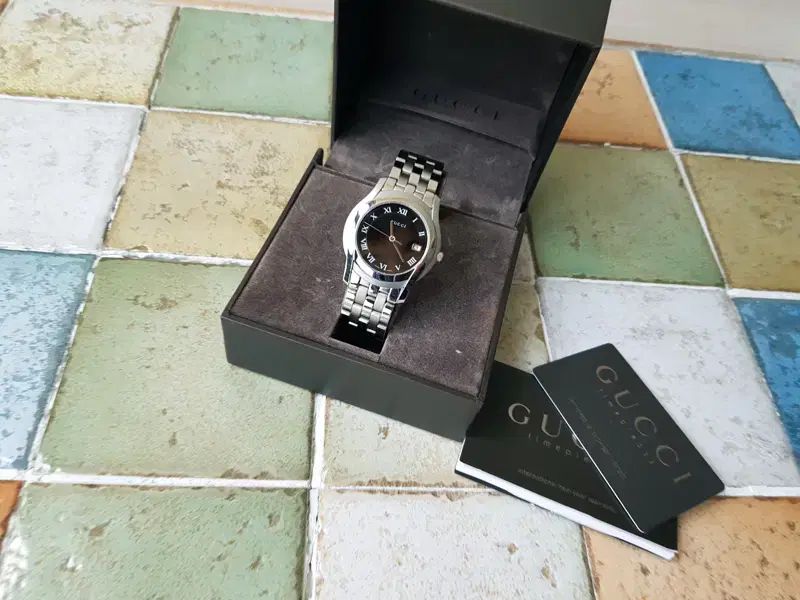 GUCCI グッチ 5500M 男性 時計