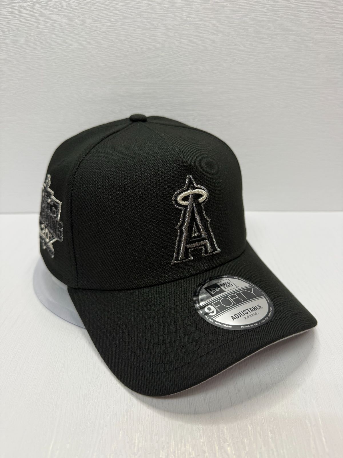 Newera ロサンゼルスエンゼルス 20thアニバーサリー 9forty A-FRAME スナップバックキャップ ブラック