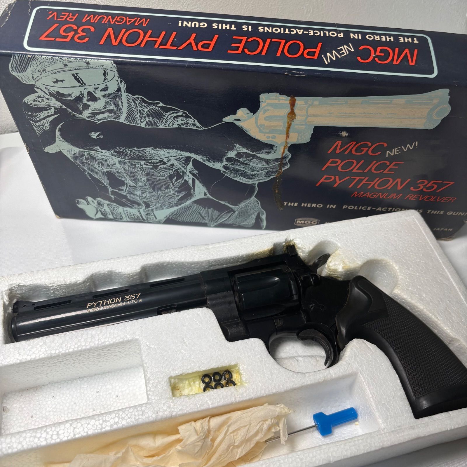 女の子向けプレゼント集結 送料無料】MGC/POLICE PYTHON 357/ポリス パイソン/トイガン トイガン