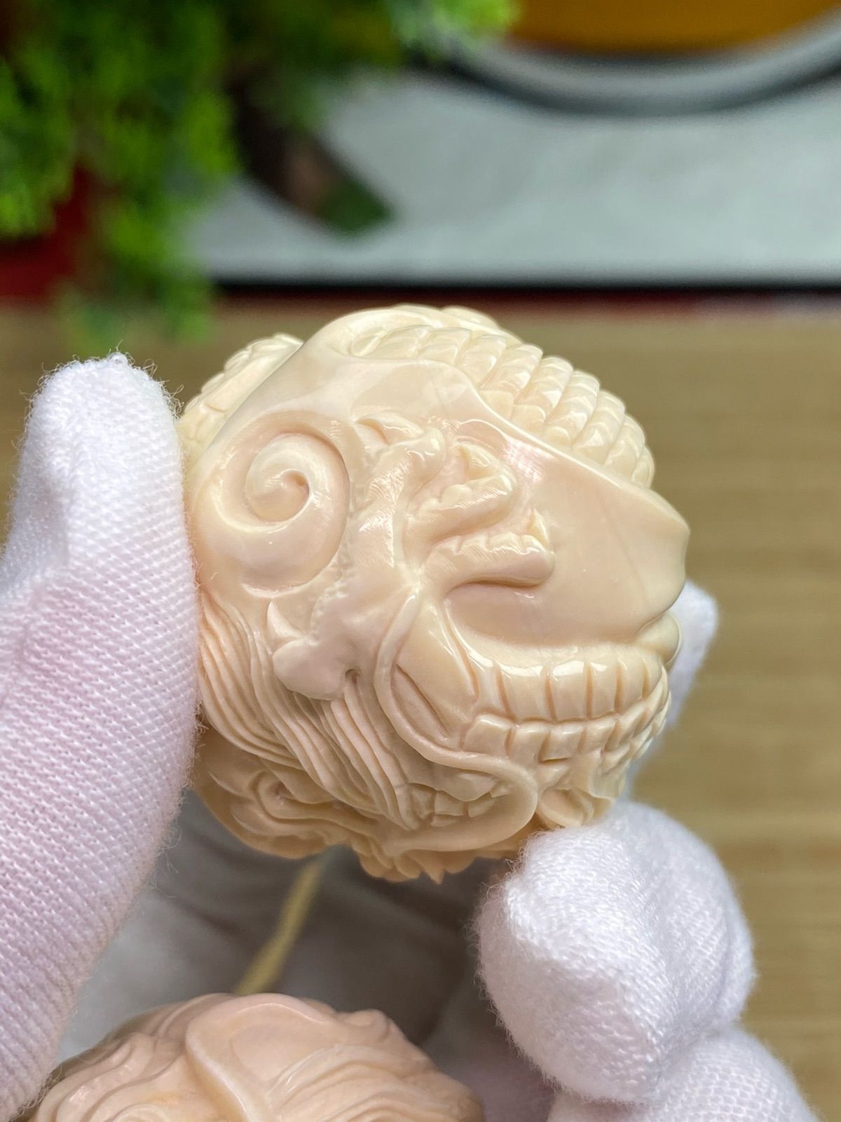 天然マンモス牙美しい手作り彫刻 弥勒仏頭 保健球（天然マンモス