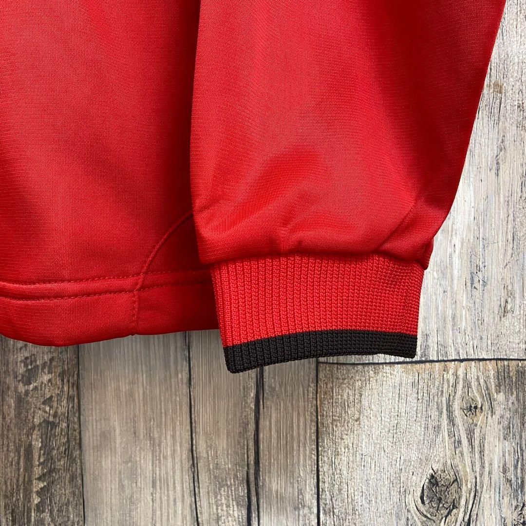 ユニフォーム ピステ