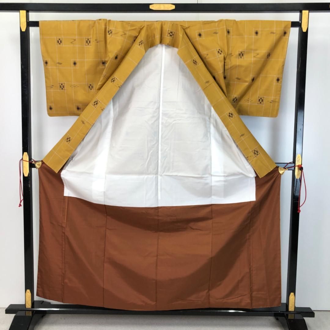 紬着物 本場琉球絣 絣模様 琉球柄 芥子色 K-5226 - メルカリ