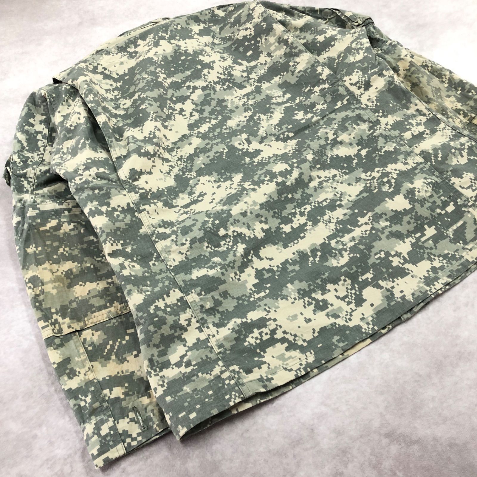 米軍実物 U.S.ARMY デジタルカモ カモフラ 迷彩柄 フィールド 