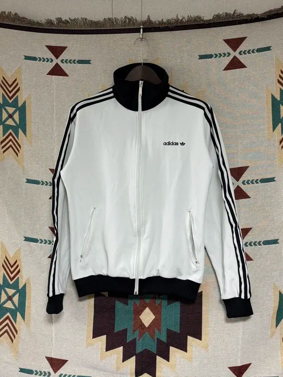 adidas アディダス スクール BECKENBAUER ベッケンバウアー ジャージ 白 黒 105