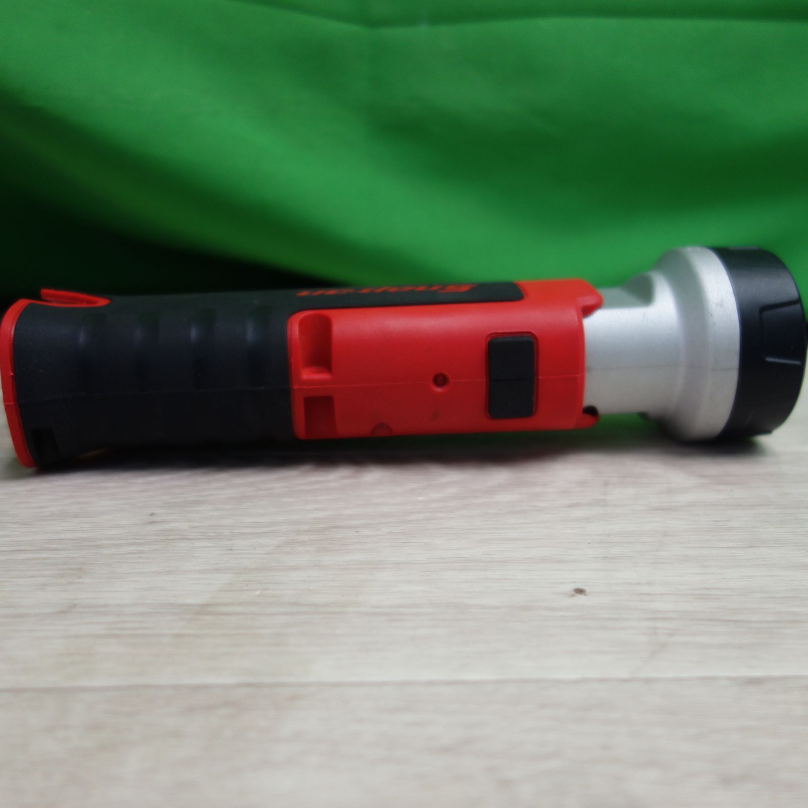 送料無料*キレイ☆Snap-on スナップオン LED ワークライト