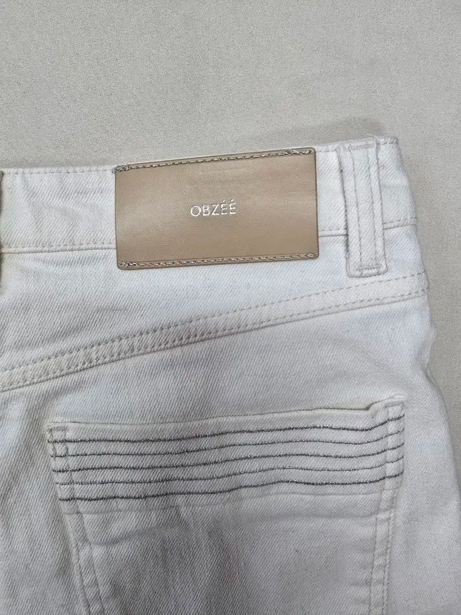The HANDSOME OBZEE オブジェ シルバーパルス ポイント 白 デニム DECORATOM_COM_BR