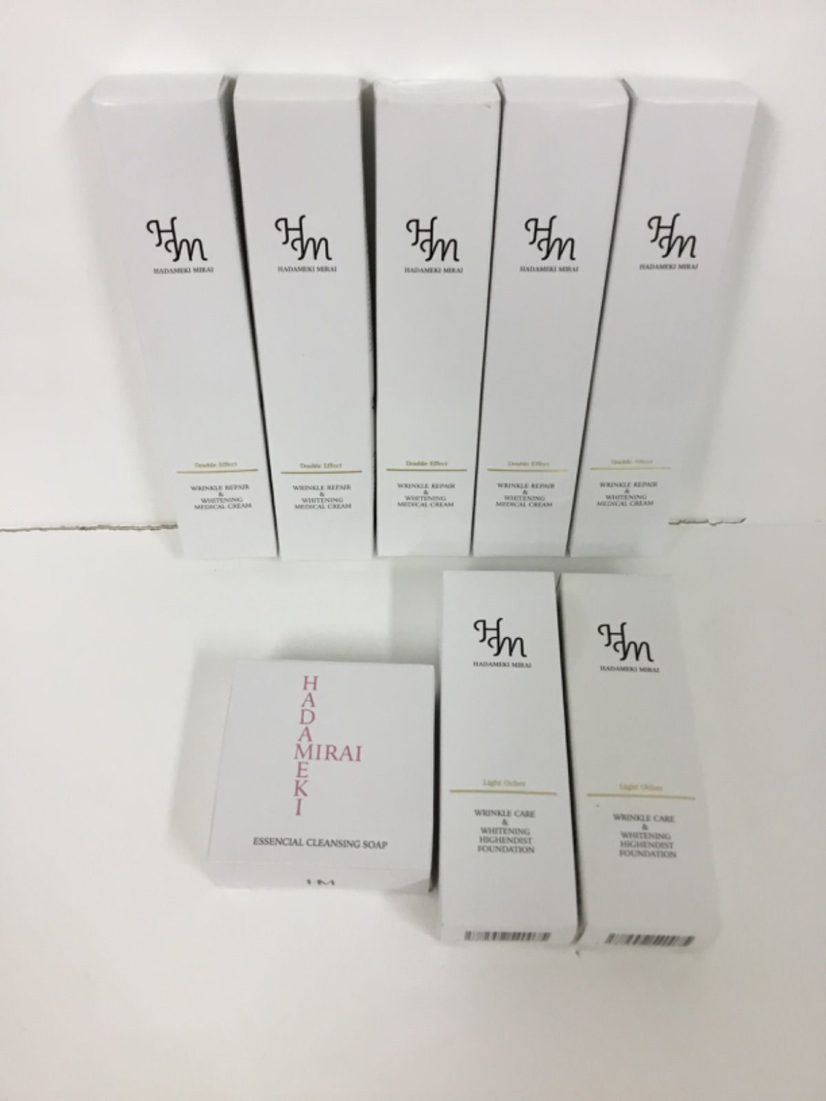 R1005 ハダメキミライ 薬用クリーム(MRY)22g×5点、美白リキッドファンデーションLO26g×2点、エッセンシャルクレンジングソープN 70g×1点　計8点セット