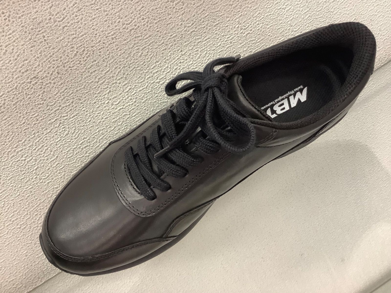 レディースウォーキングシューズMBT-1997LEATHER WINTER2ブラックEUR39 24.3cm KIN-KAAI_COM