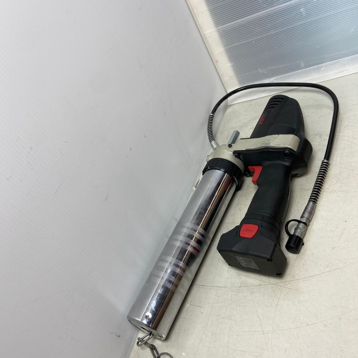 ΦΦKTC ケーティーシー グリスガン 18v 2.0Ah JTAE911