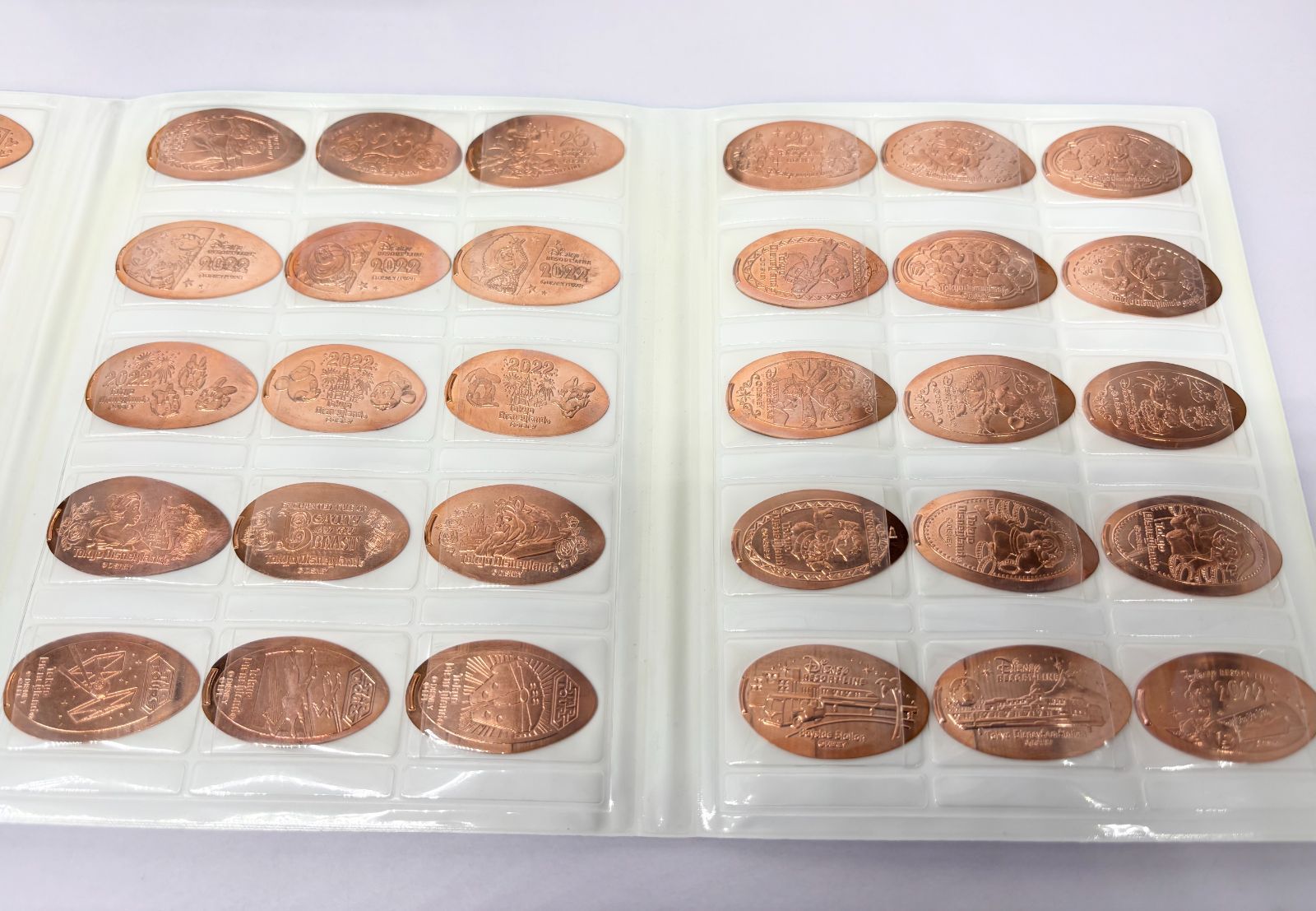 東京ディズニーリゾート スーベニアメダルコレクション ブック 3点