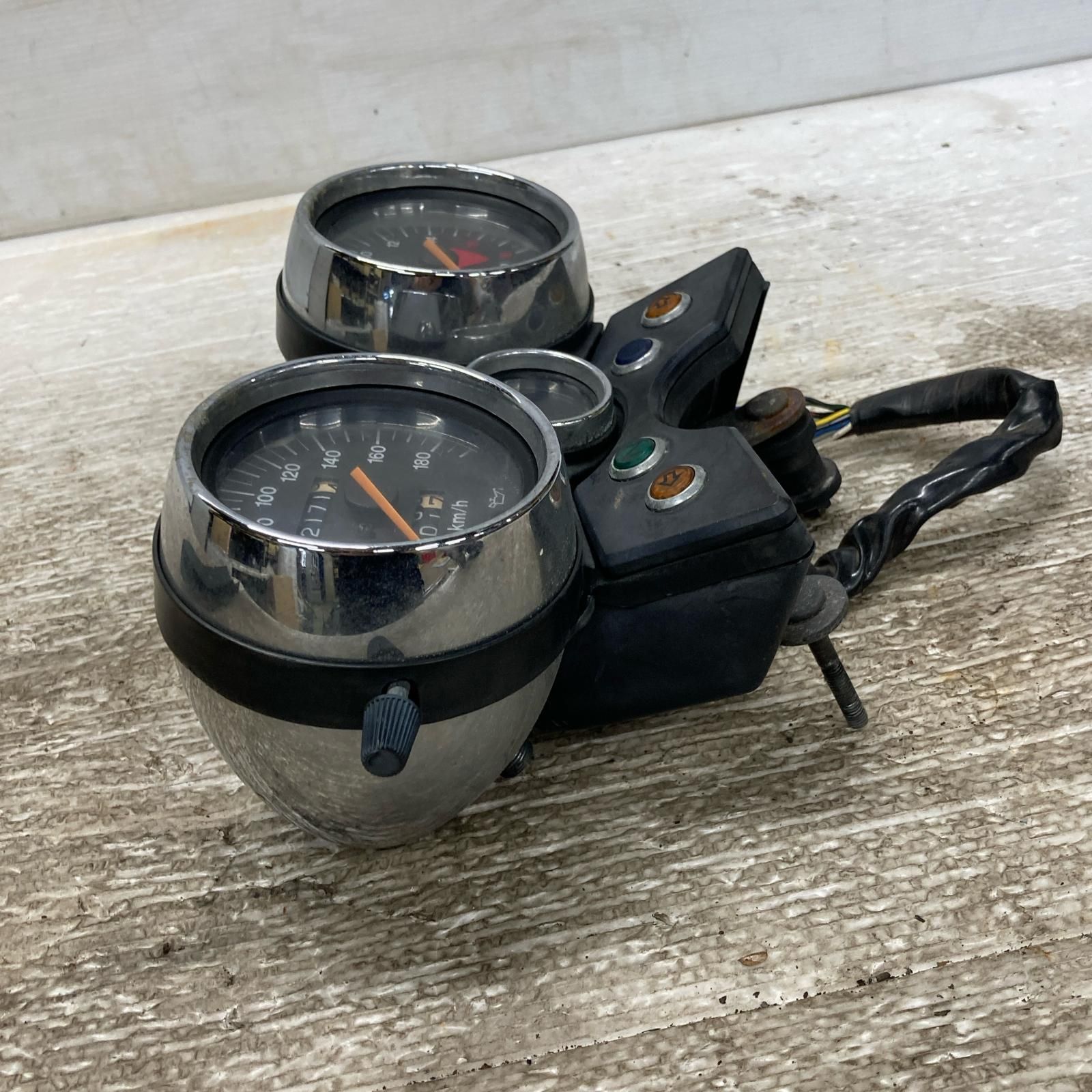 バンディット250 GJ77A